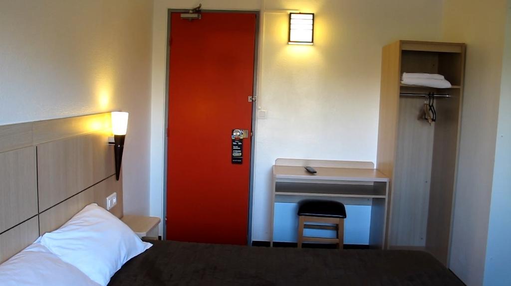 Hotel Class'Eco Courcouronnes Zewnętrze zdjęcie